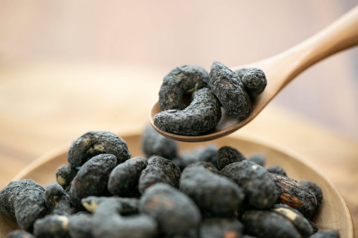 《8/1〜8/15 期間限定》炭活セット | BLACK NUTS(150g) & KOKUCHAセット